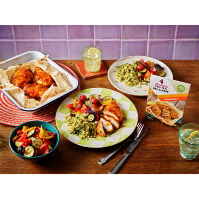 Nando's Medium Bag & Bake seasoning blend 20g, imported from the UK