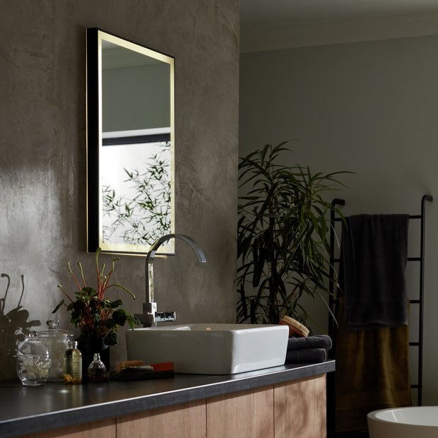 Habitat LED backlit demister touch mirror 70x50 - British product