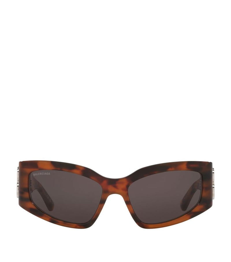 Timeless Gold-Tone Sunglasses with Recycled Acetate Frame