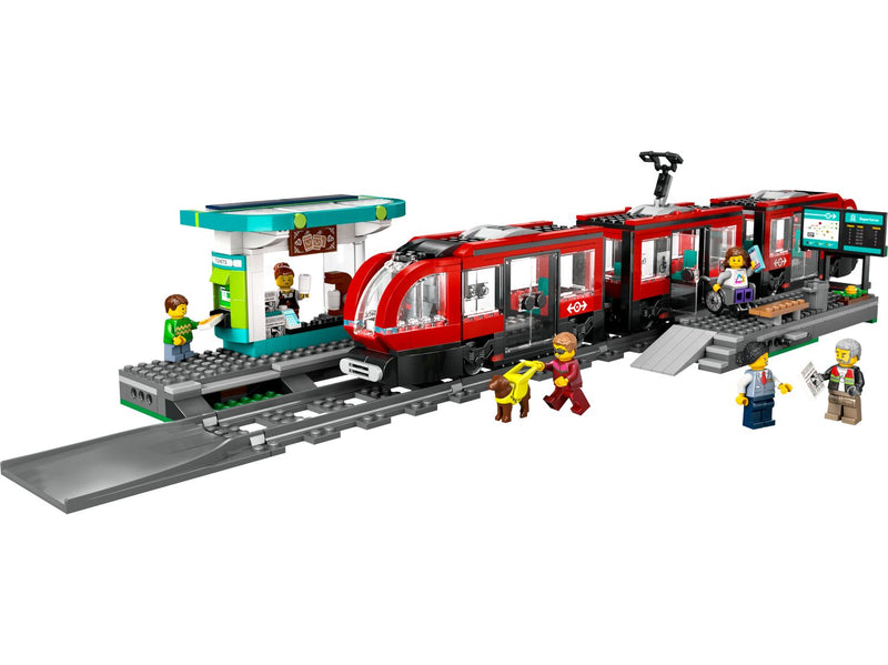 LEGO City Downtown Streetcar and Station 811 Pieces - British product