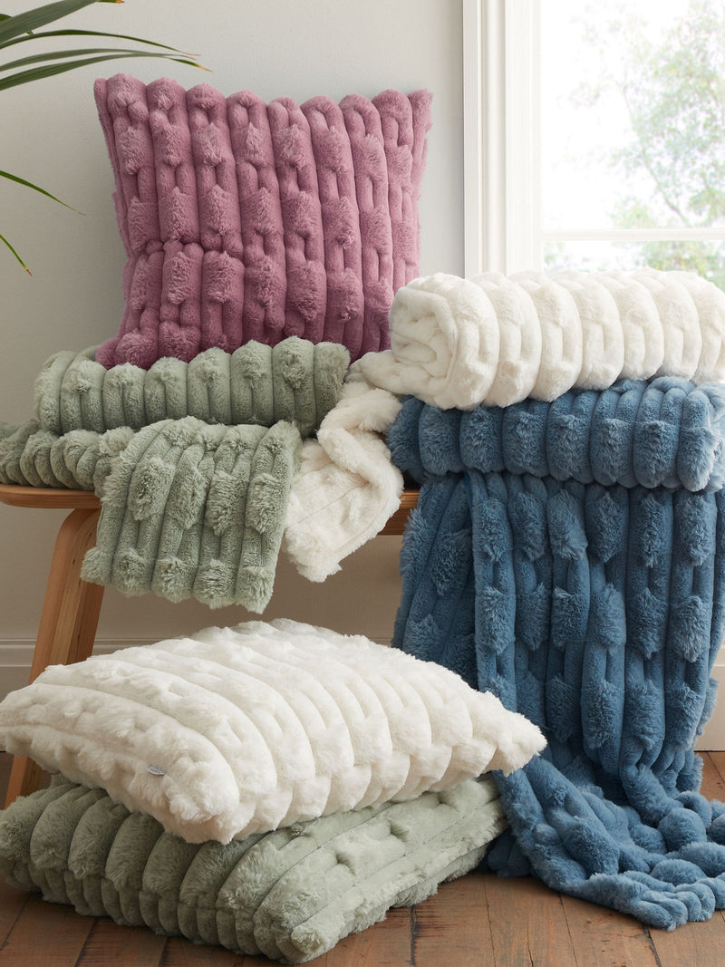 Bianca cream carved faux fur throw 150x200cm - British product