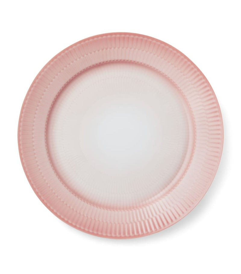 Royal Copenhagen Iris porcelain plate 27cm, imported from the UK