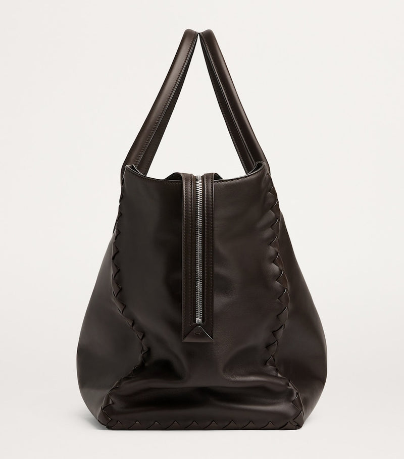 Bottega Veneta Cabat tote in calfskin, Intrecciato weave, imported from the UK