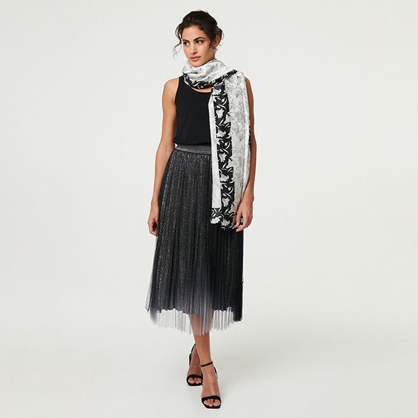 Izabel London Schal mit Wendeblumenmuster und floralem Muster (britische Marke)