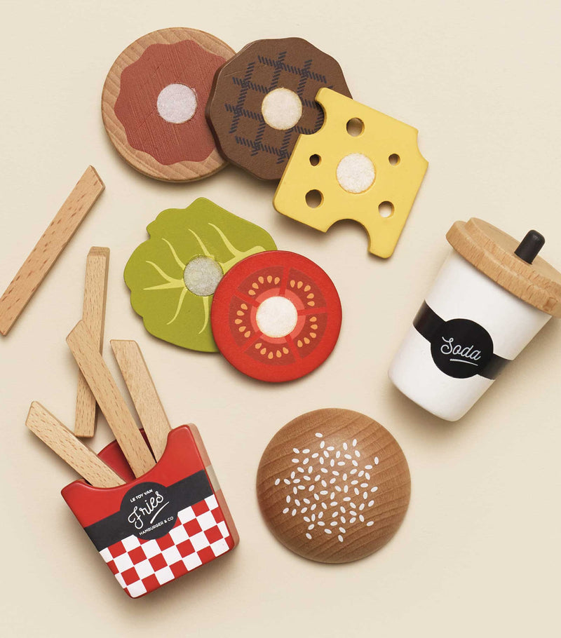 Le Toy Van wooden gourmet hamburger set 13 pieces (British brand)