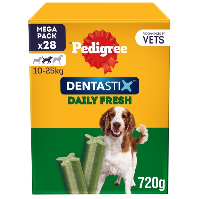 Pedigree Dentastix Fresh Adult Medium dog dental treats, imported from the UK