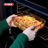 Pyrex Cook & Freeze glass casserole dish 0.8L, imported from the UK
