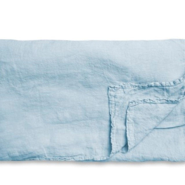 Daylesford Blue Linen Tablecloth 160X280 - British product