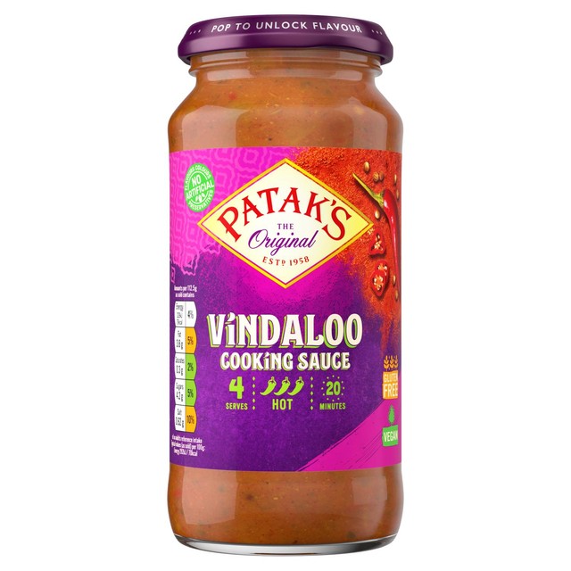 Patak's Vindaloo curry sauce 450g, imported from the UK