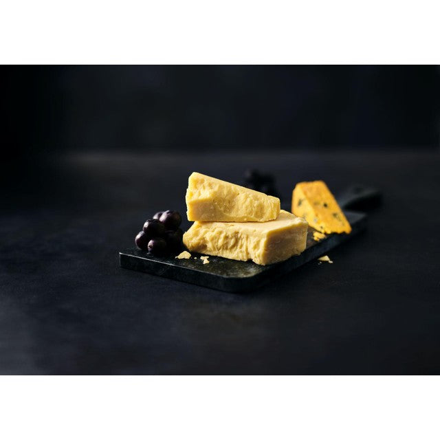 M&S Cornish Cruncher Extra Mature Cheddar Cheese 300g - British product