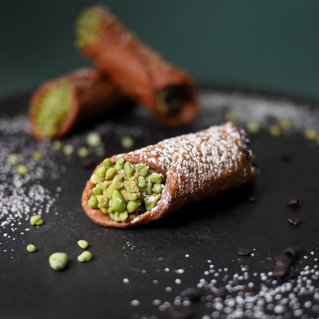 DiSanto Dubai Pistachio Cannoli 200g - British product