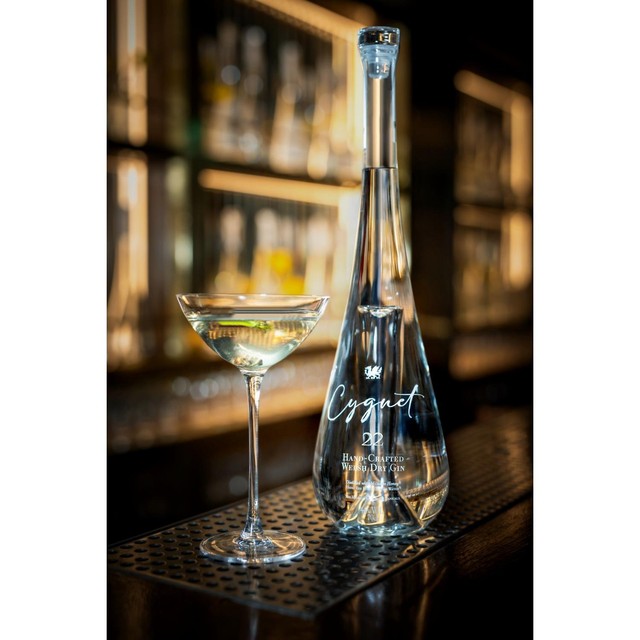 Cygnet 22 Gin 70cl - British product