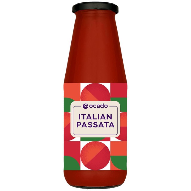 Ocado Italian Passata 680g, imported from the UK