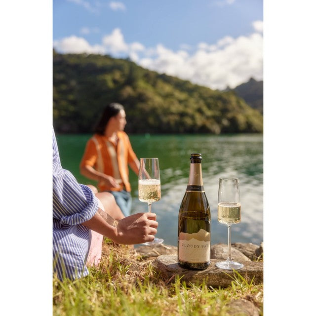 Cloudy Bay Pelorus Sparkling Brut NV 75cl - British product