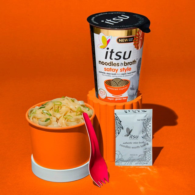 Itsu Satay Style Instant Noodles & Broth Pot 64g, UK version