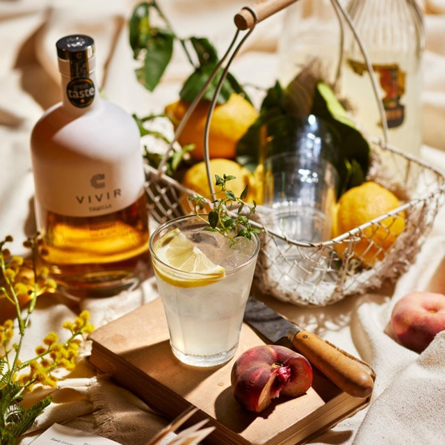 VIVIR Reposado Tequila 70cl (British brand)
