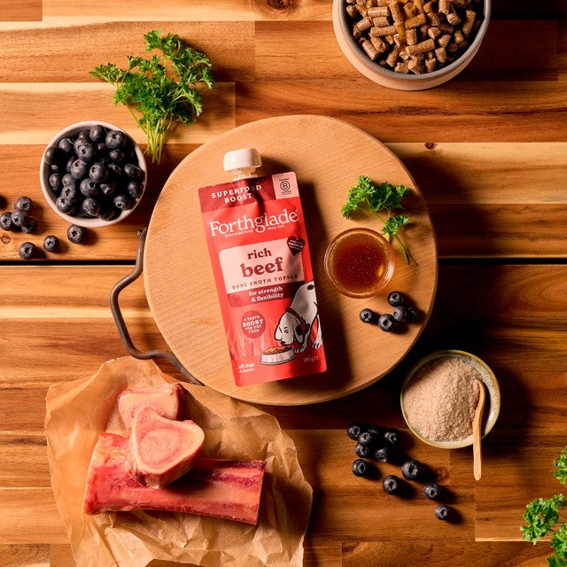 Forthglade bone broth topper for dogs rich beef (British brand)