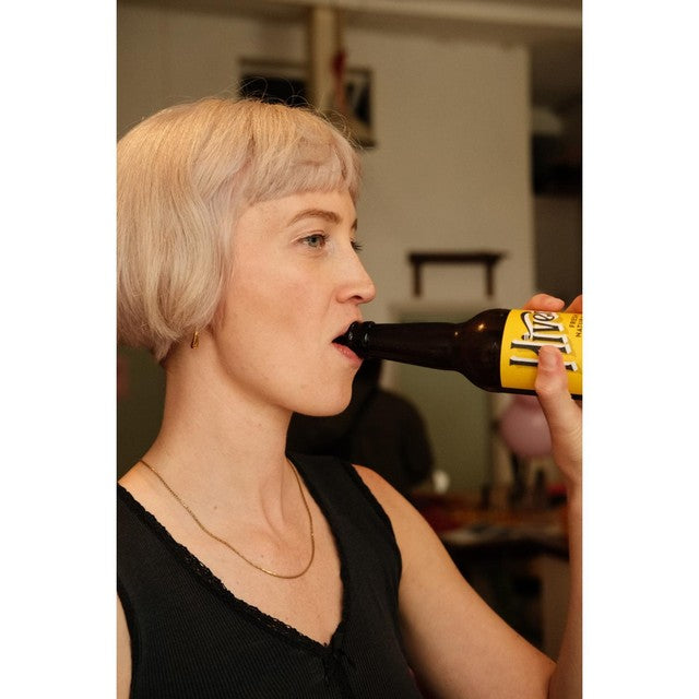 Hiver Blonde Beer can 330ml, UK version