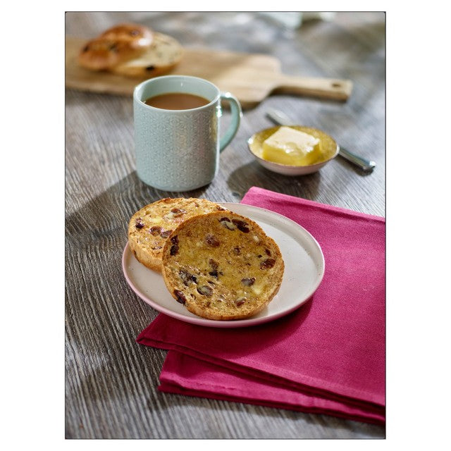 Hovis 4 large teacakes, UK version