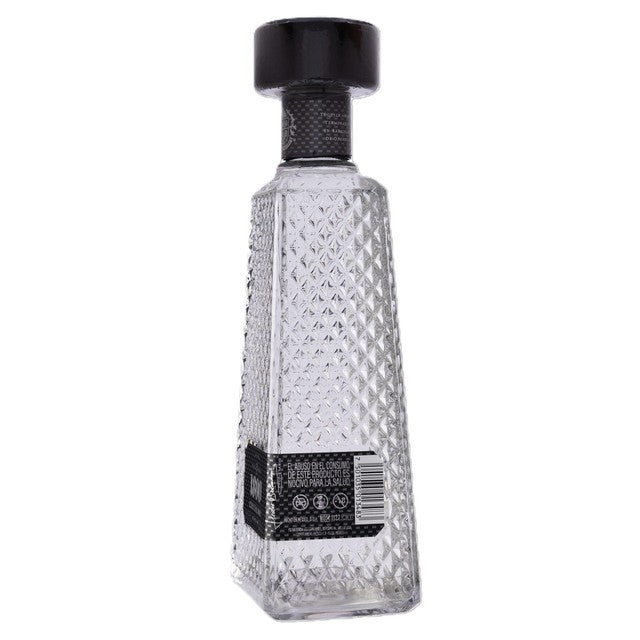 1800 Cristalino Anejo aged filtered tequila premium (British brand)