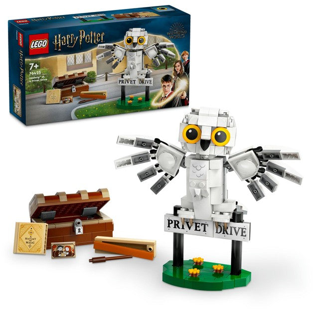 LEGO Harry Potter Hedwig at Privet Drive building set, UK version