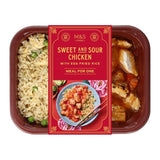 M&S Kantonesisches süß-saures Hähnchen mit gebratenem Reis und Ei, Mahlzeit für eine Person (400 g)