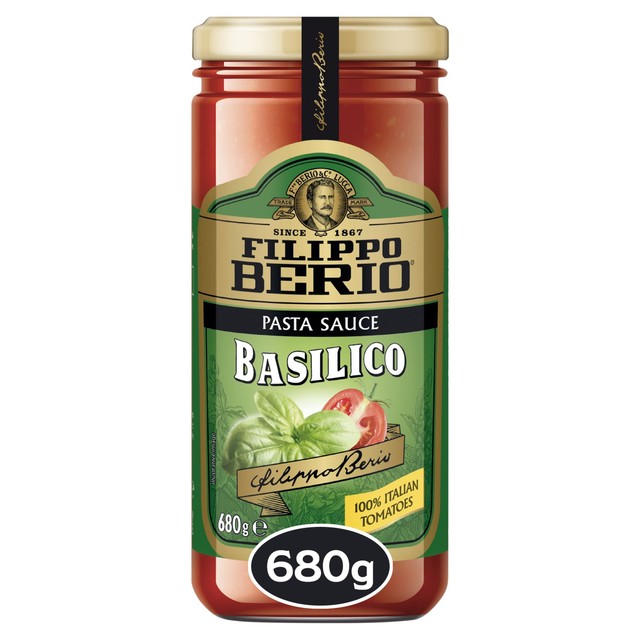 Filippo Berio tomato and basil pasta sauce jar (British brand)