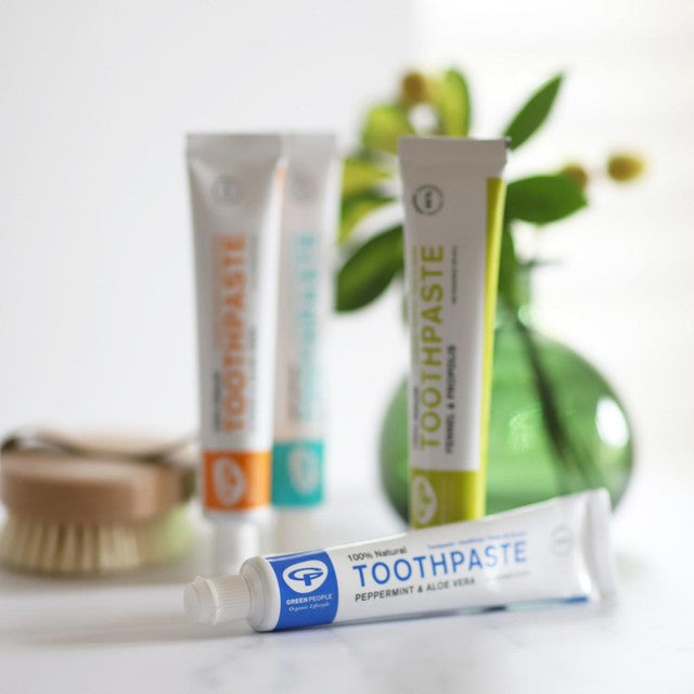 Green People toothpaste peppermint & aloe vera vegan 50ml, UK version