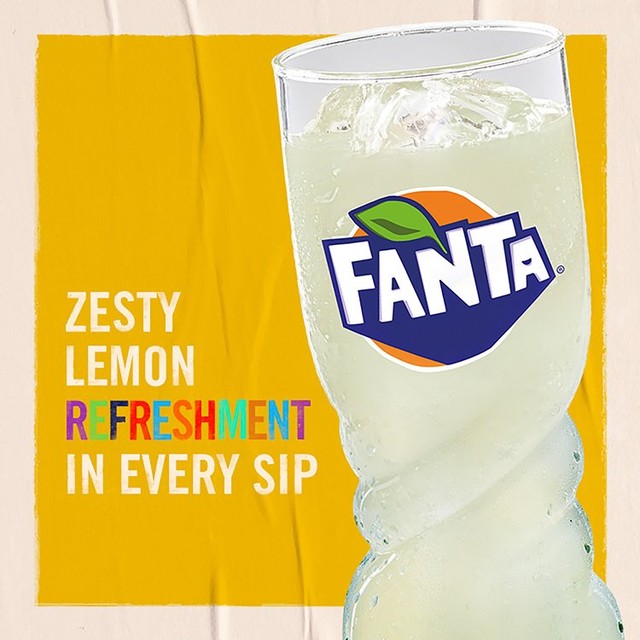 Fanta Lemon sparkling drink 24 x 330ml - British product