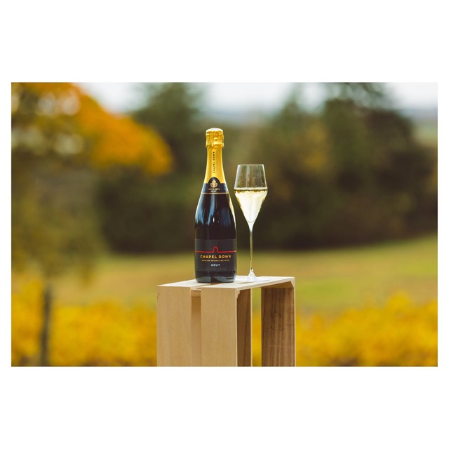 Chapel Down Classic Brut NV sparkling wine 75cl - British product