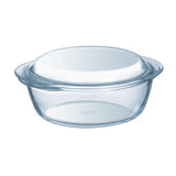 Pyrex round casserole dish 2.1L, imported from the UK