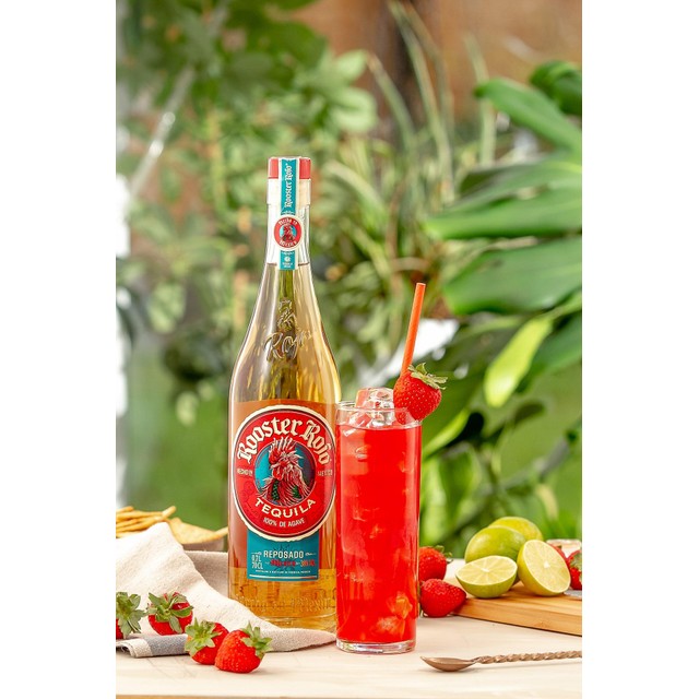 Rooster Rojo tequila reposado 70cl, imported from the UK
