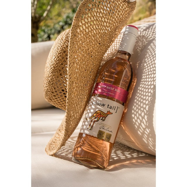 Yellow Tail Jammy Rosé Roo rosé wine 75cl (British brand)