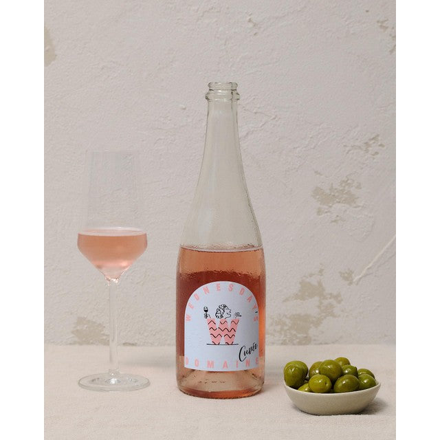 Wednesday's Domaine alcohol free sparkling rosé cuvee 75cl (British brand)