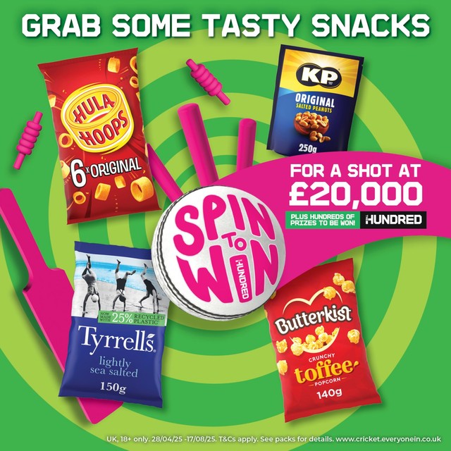 Hula Hoops Puft beef flavour crisps multipack - British product