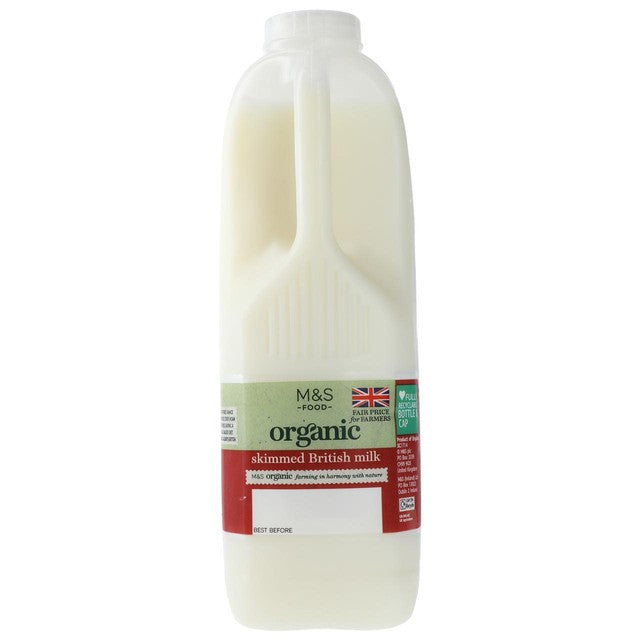 M&S Organic Skimmed Milk 2 Pints, imported from the UK