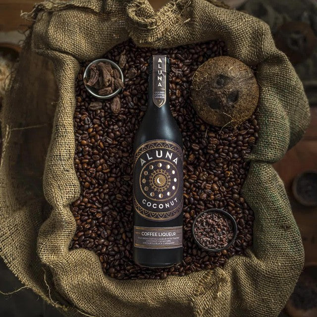 Aluna coconut coffee rum liqueur 50cl - British product