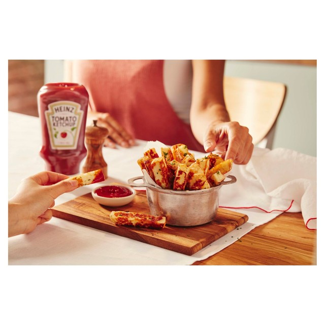 Heinz Tomato Ketchup 460g Plastic Bottle, UK version