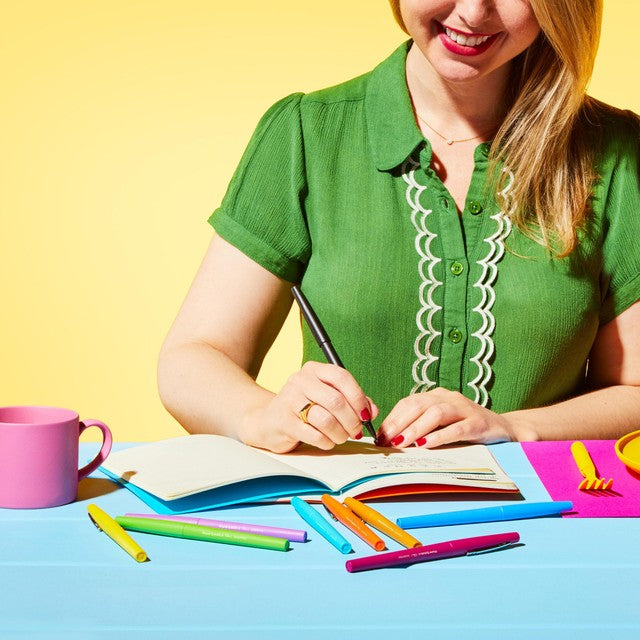 Paper Mate scented felt tip pens with 0.7mm fibre tip and 12 colours, imported from the UK