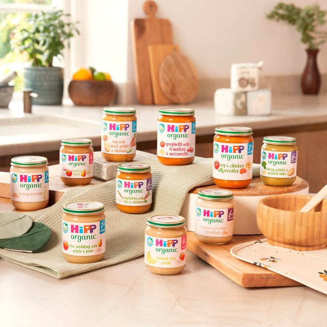 HiPP Organic carrots and peas baby food 125g, UK version
