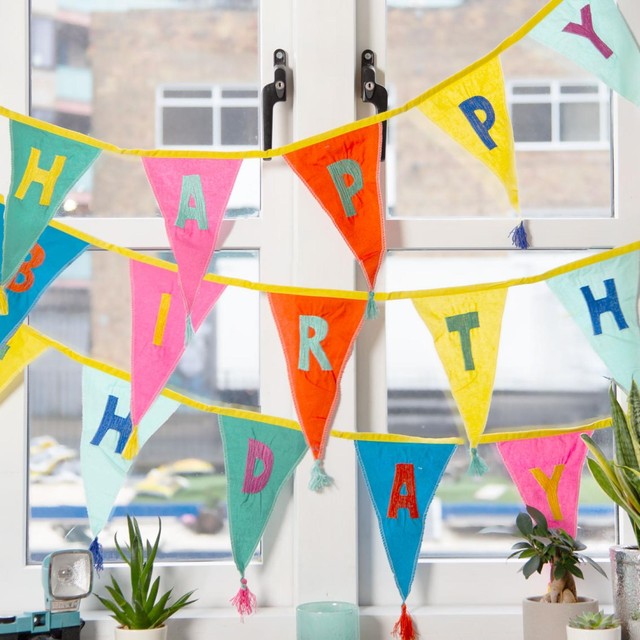 Talking Tables Fabric Happy Birthday Bunting 3m with 12 pennants (British brand)