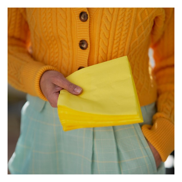 Duni yellow paper party napkins 125 pack (British brand)