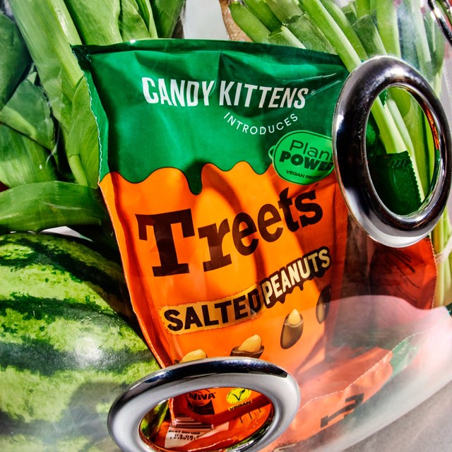 Candy Kittens salted peanuts treats 120g - British product