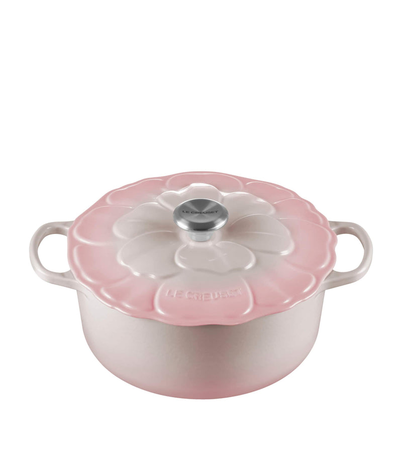 Le Creuset cast iron petal casserole 26cm (British brand)