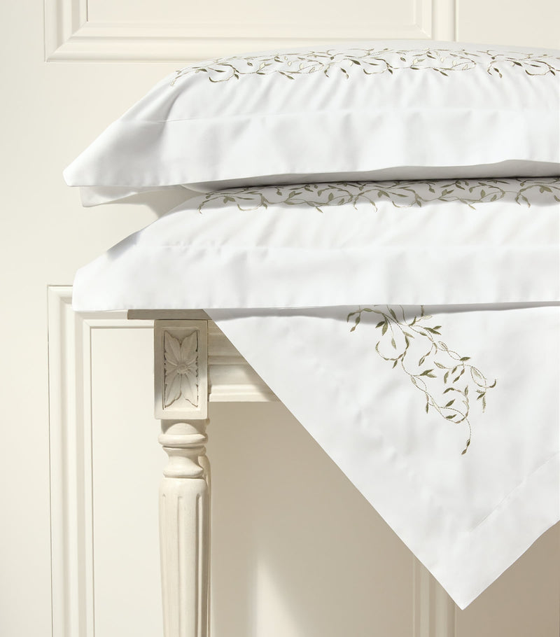 Harrods of London Tresco embroidered flat sheet 300cm x 270cm, UK version