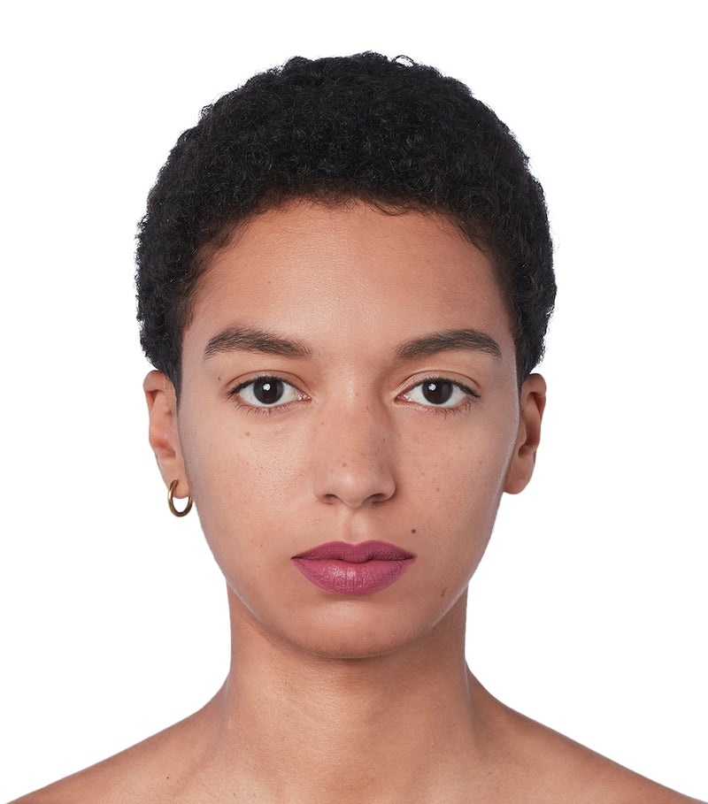 Gucci matte lipstick with silk-like finish 3.5g, imported from the UK