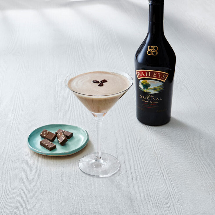 Baileys Original Irish Cream Liqueur 1L - British product