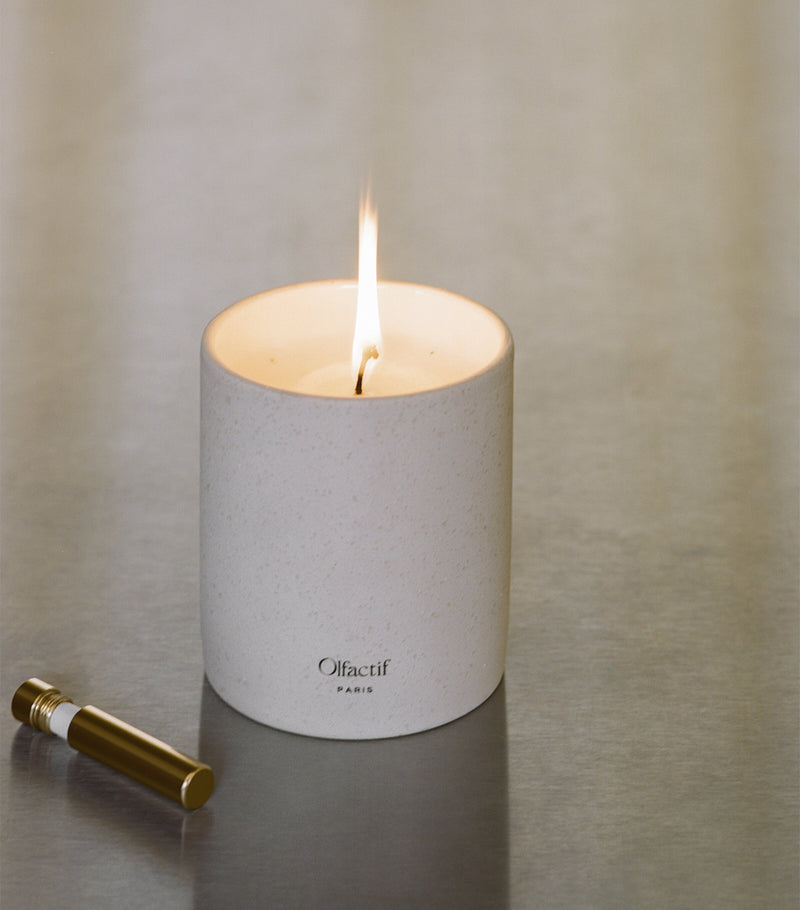 Olfactif Aries Waxed Wood candle 240g, imported from the UK