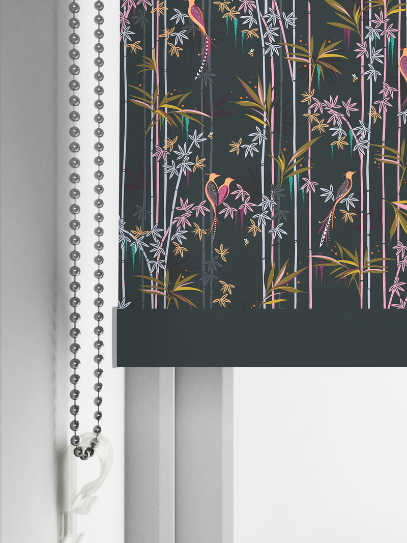 Sara Miller roller blind dark green linear, UK version