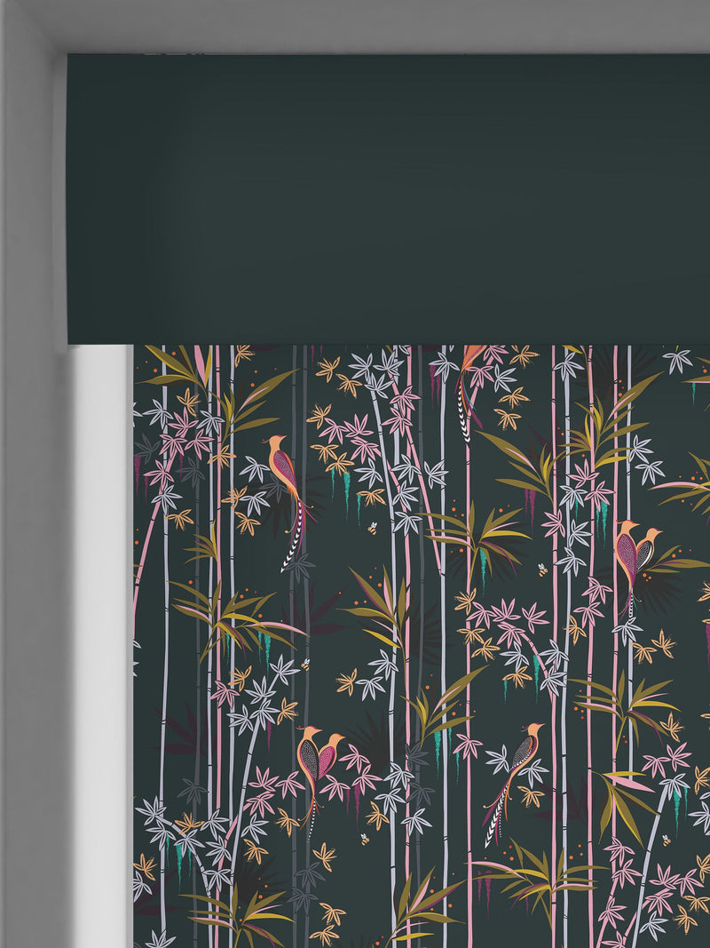 Sara Miller roller blind dark green linear, UK version